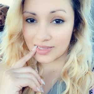 Meet your Posher, Elena